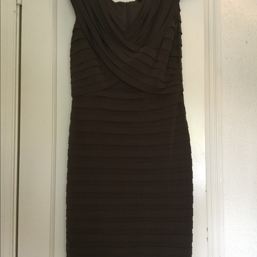 Tadashi Brown knee length dress